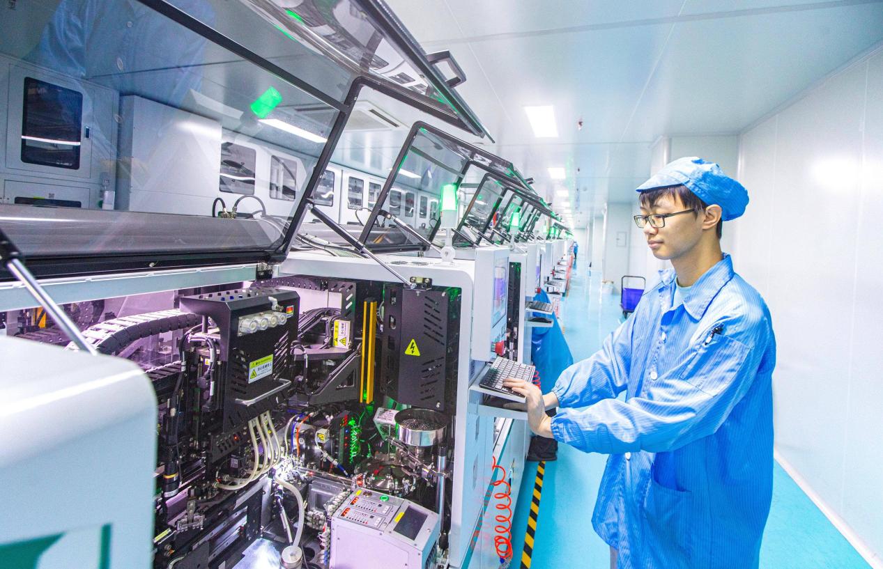 China's display industry rises on global stage