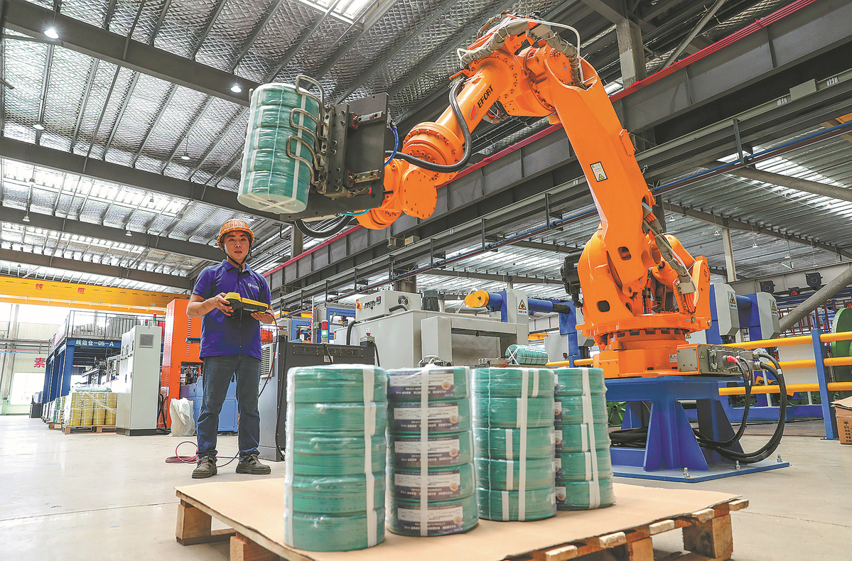 China boosts inclusive finance support for small, micro firms during 2021-2025