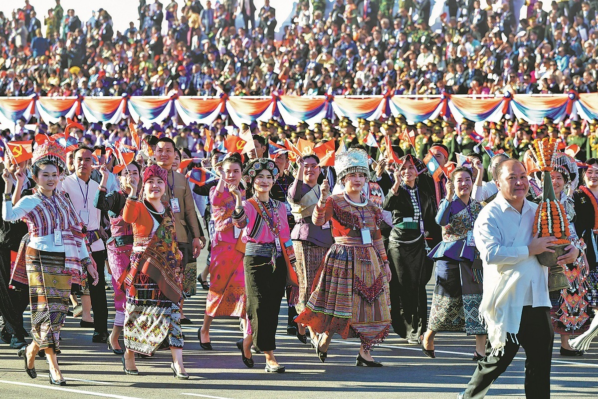 Xi: Bolster cooperation with Laos