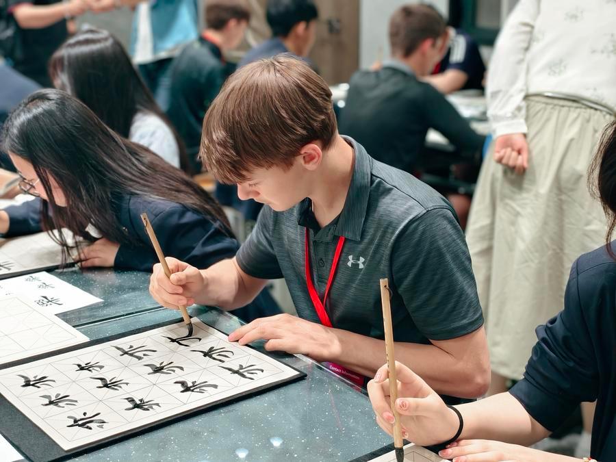 How one exchange program enables American youth to see the real China