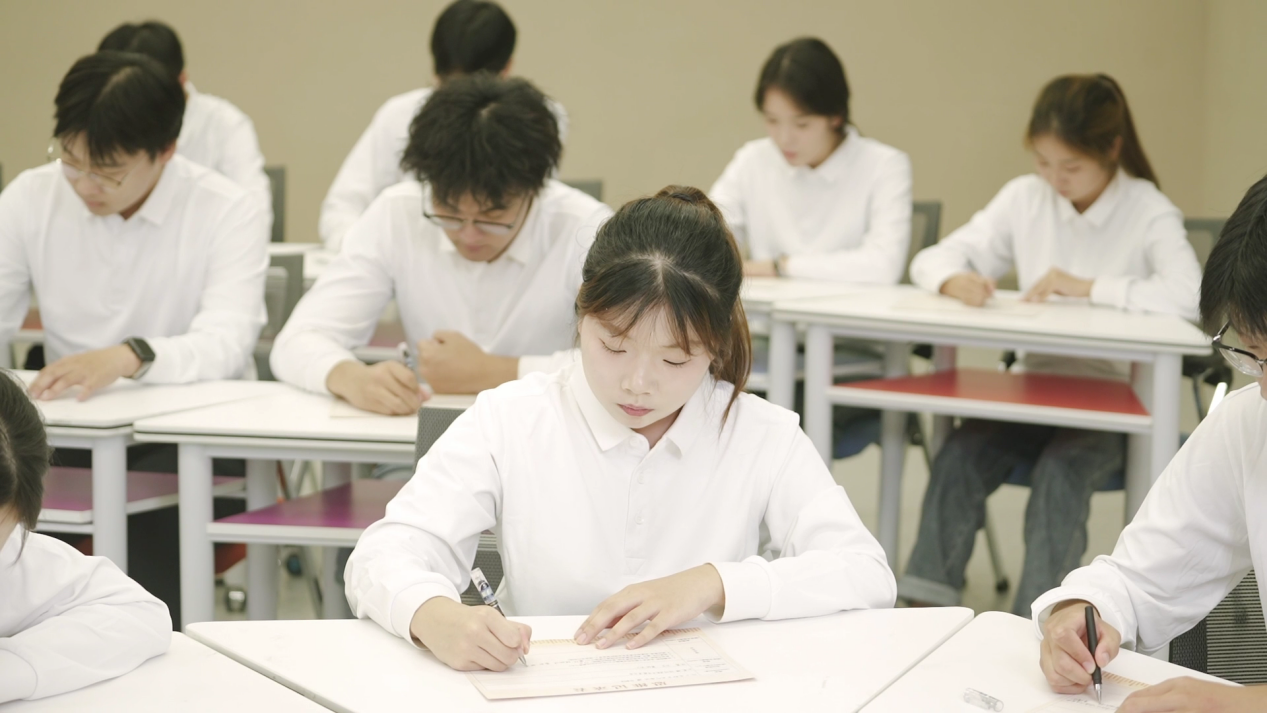 全省高校师生同上“解码焦虑——从科学认知到积极应对”主题心理健康公开课 全省高校师生同上“解码焦虑——从科学认知到积极应对”主题心理健康公开课