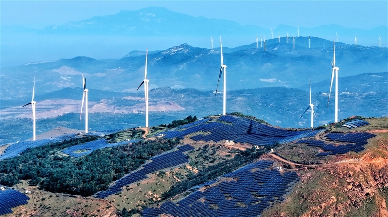 Henan achieves over 100 billion kWh in annual wind and solar power generation for first time