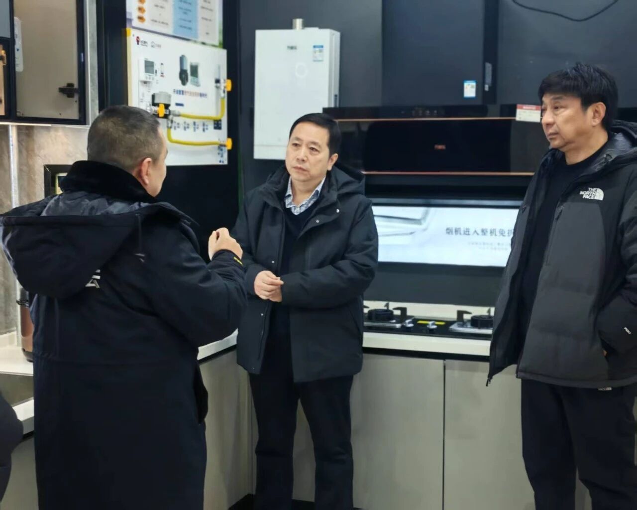 元旦假期全省市场平稳有序