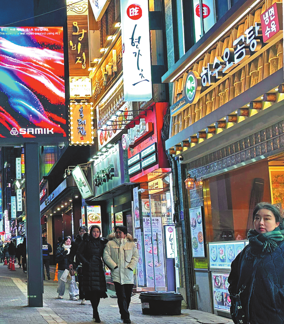 Chinese visitors to South Korea soar, topping Japan Chinese visitors to South Korea soar, topping Japan