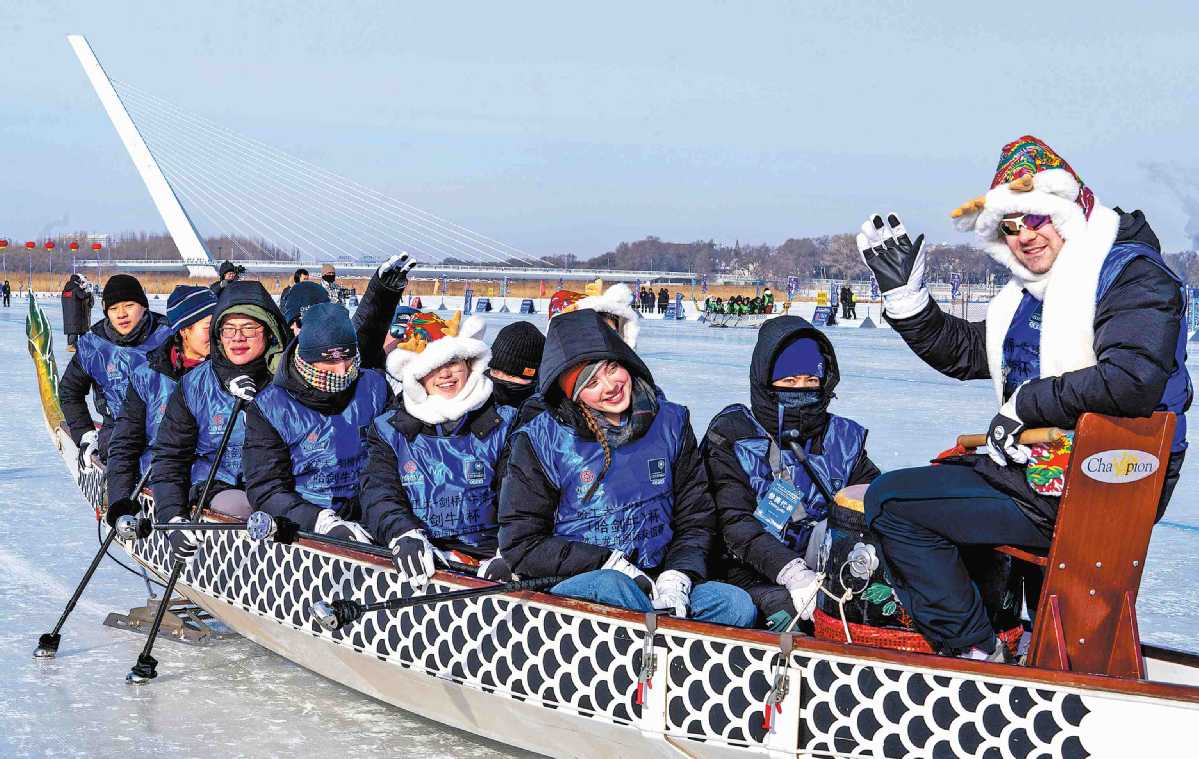 Ice dragon boat race aims to bolster Sino-UK bond