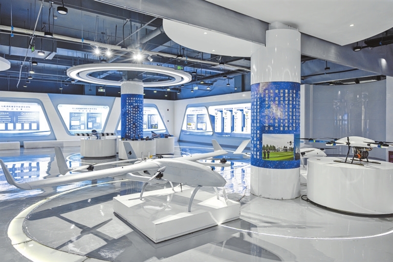 十九城产业新坐标·河南经济新方位丨安阳 低空翱翔 筑梦蓝天 无人机全链激活新动能