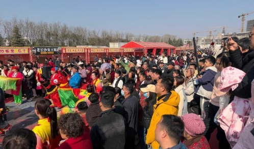 Daily visits top 30,000 as temple fair in ZAEZ draws huge crowds