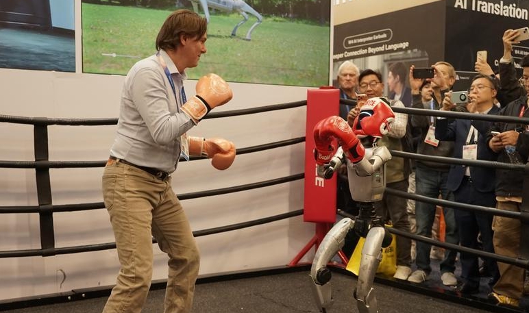 Spring festival gala highlights China's tech ambitions via robotics showcase