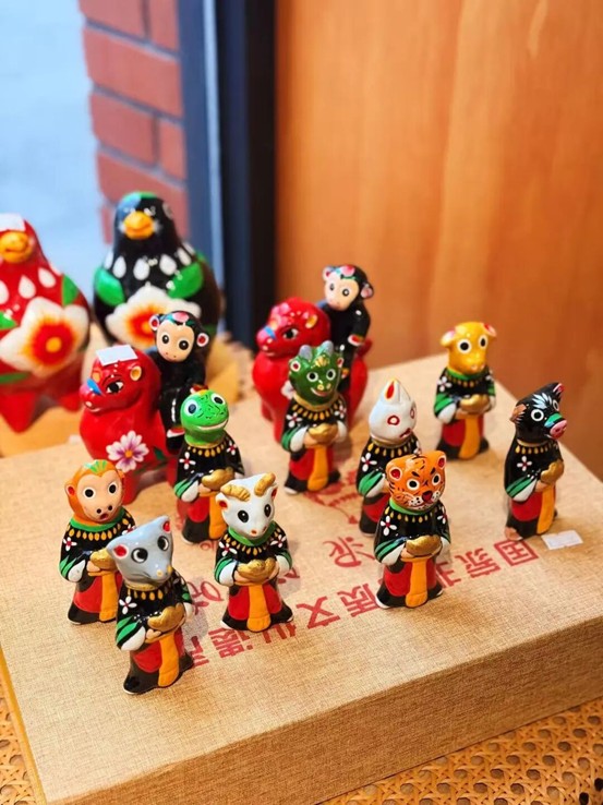 “时光遗韵”非遗文创展走进上海 “时光遗韵”非遗文创展走进上海