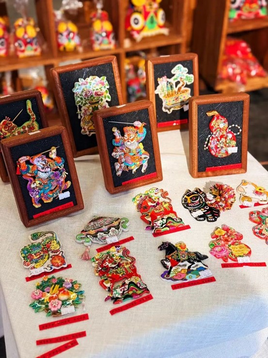 “时光遗韵”非遗文创展走进上海 “时光遗韵”非遗文创展走进上海