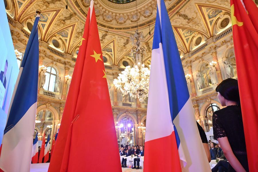 Xi replies to French teens' China dream