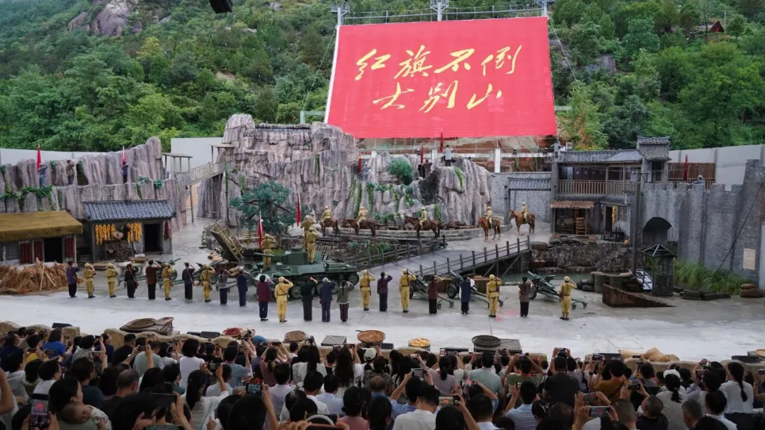 清明假期河南接待国内游客2132.5万人次，旅游收入125亿元