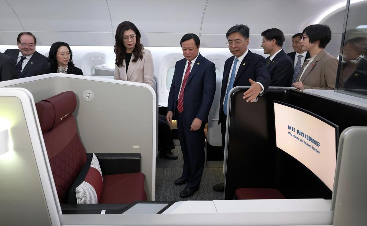 KMT leader stresses role of 'peace'