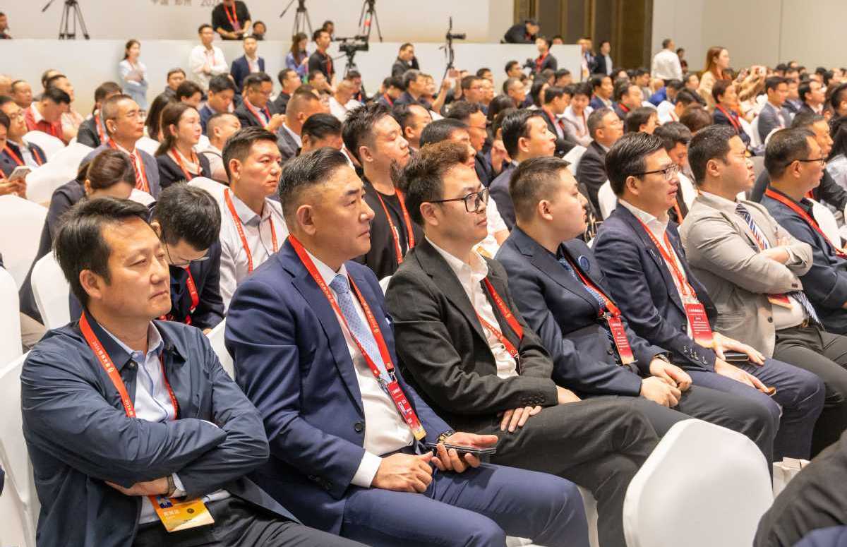 Around 600 delegates attend opening ceremony of 2026 Henan Entrepreneurs Convention