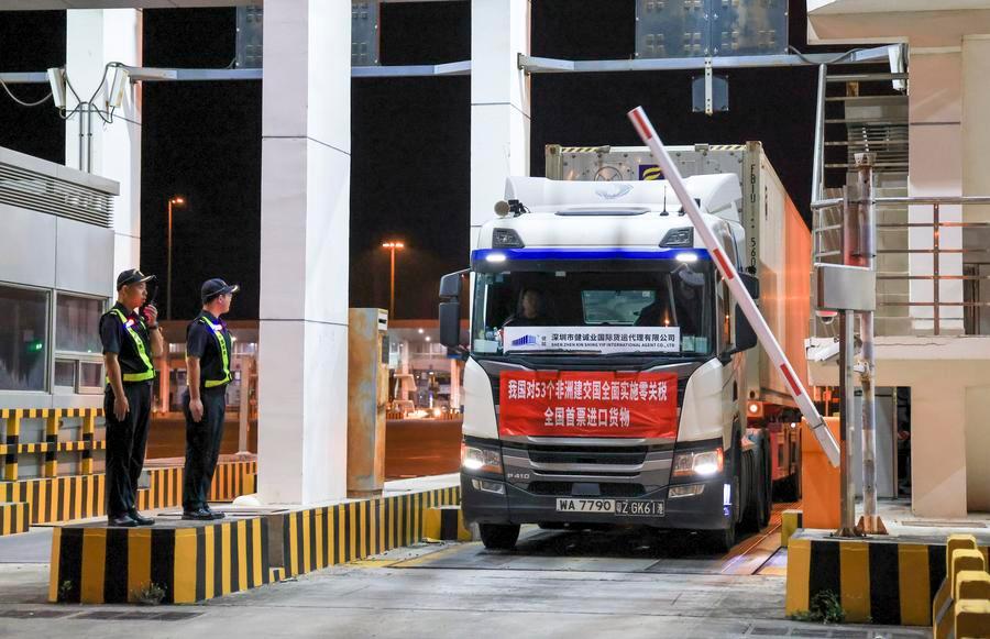 Fresh African goods hit Chinese market under new zero-tariff policy