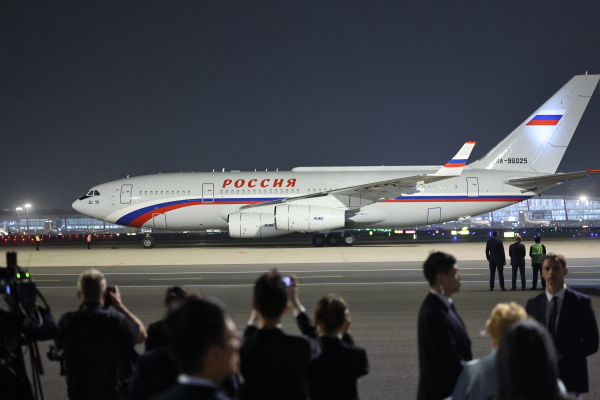 Xi, Putin jointly meet press