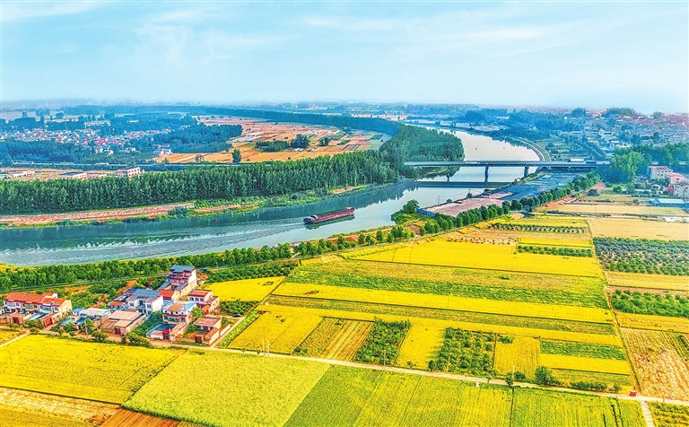 Picturesque scenery of Shaying River