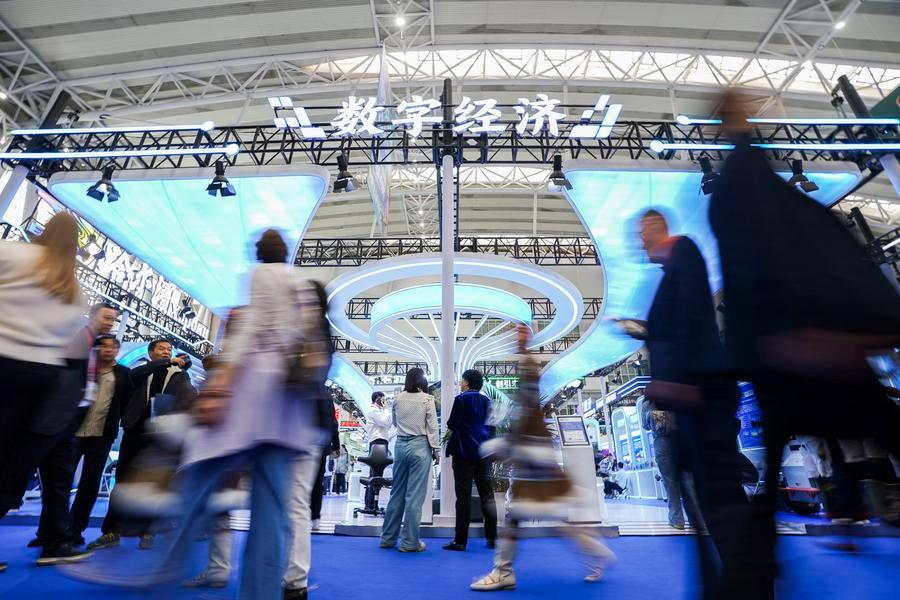 China sees accelerated growth in data value under three-year action plan