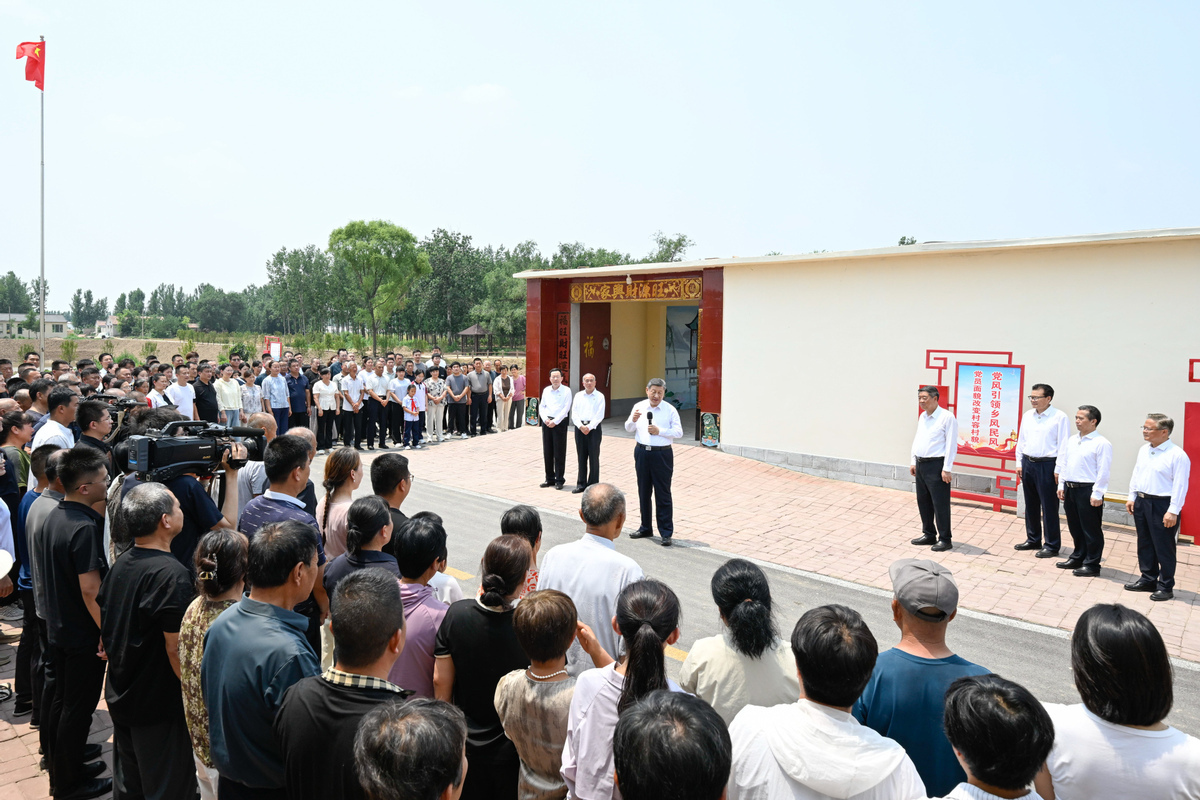 Xi calls for modernizing rural areas