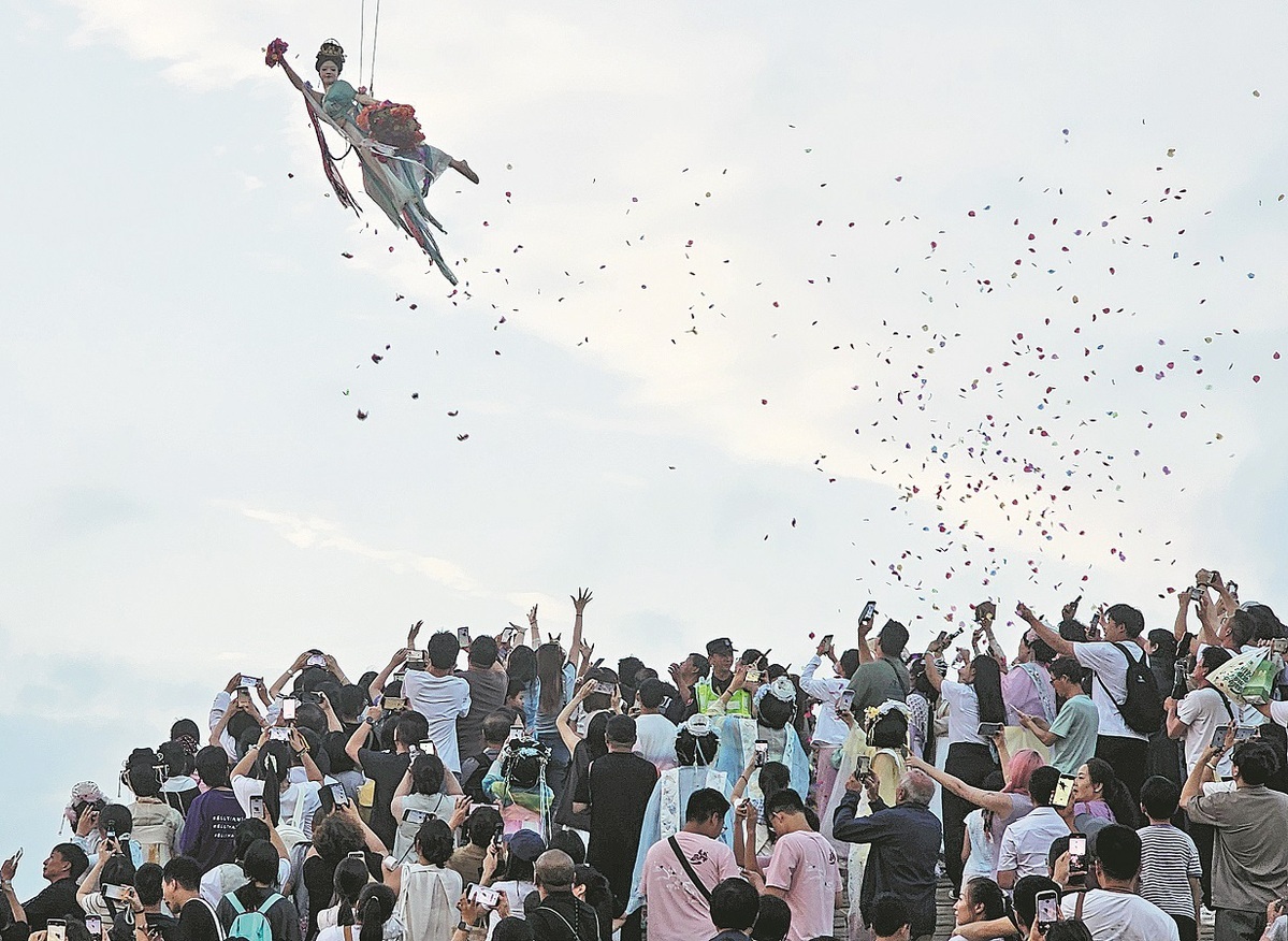'Living legends' breathe fresh life into tourism