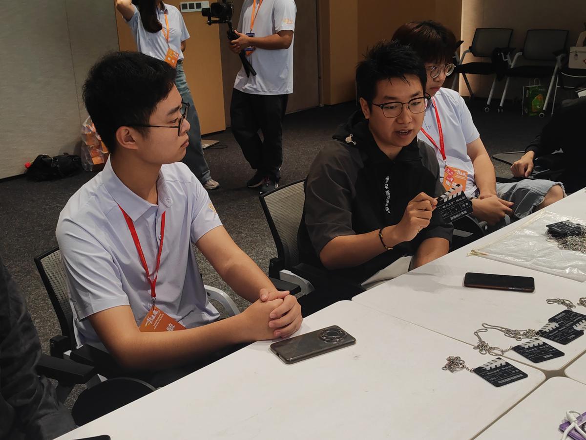 Cross-strait journalism camp opens in Zhengzhou with AI storytelling focus