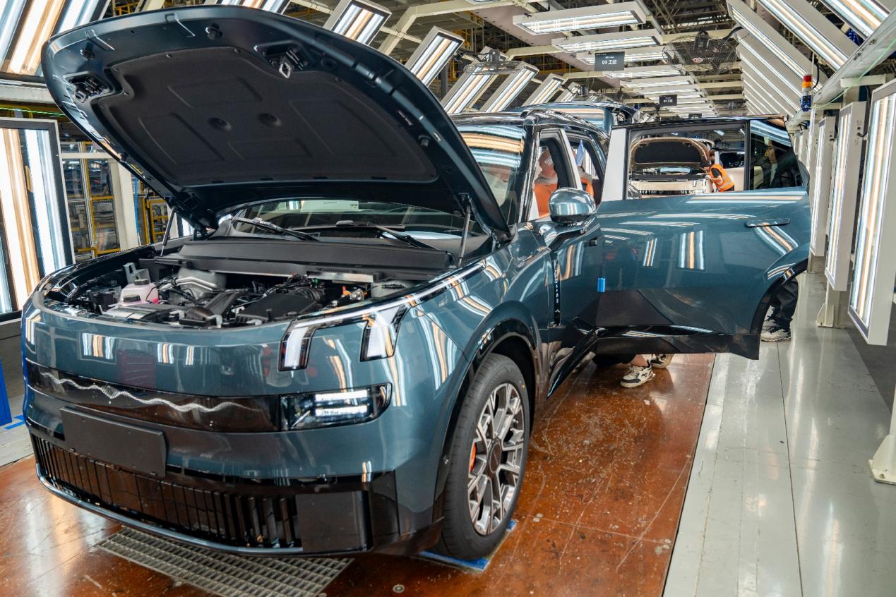 What do two firsts in China's NEV industry mean?