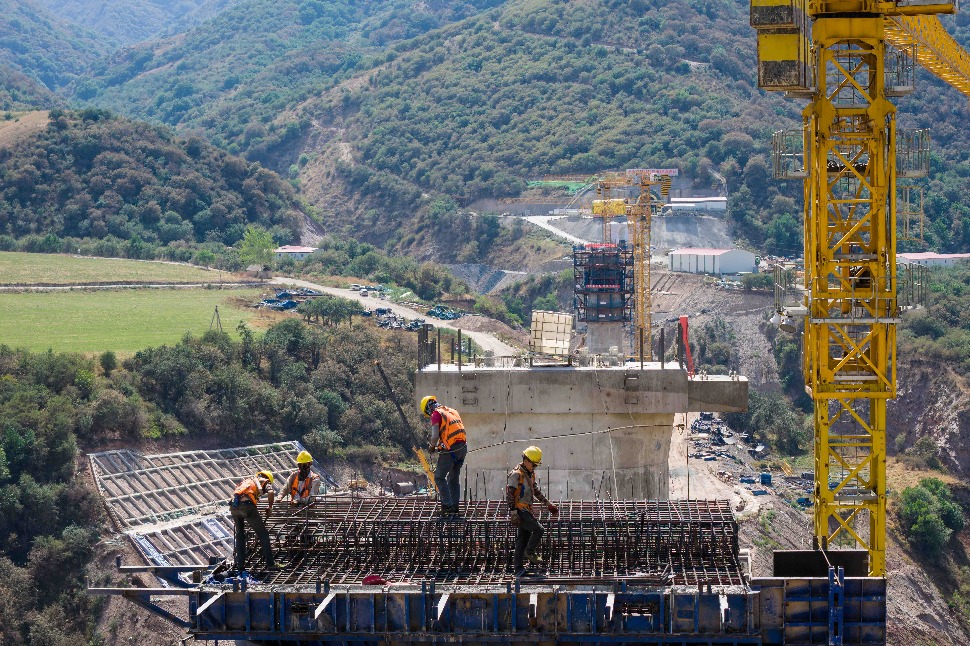 Xi urges quality construction of China-Kyrgyzstan-Uzbekistan railway