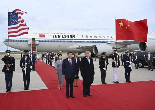 习近平抵达华盛顿对美国进行国事访问 习近平抵达华盛顿对美国进行国事访问
