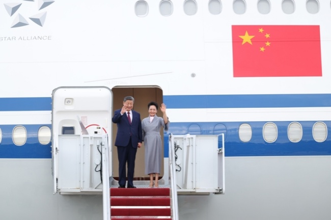 习近平抵达华盛顿对美国进行国事访问 习近平抵达华盛顿对美国进行国事访问