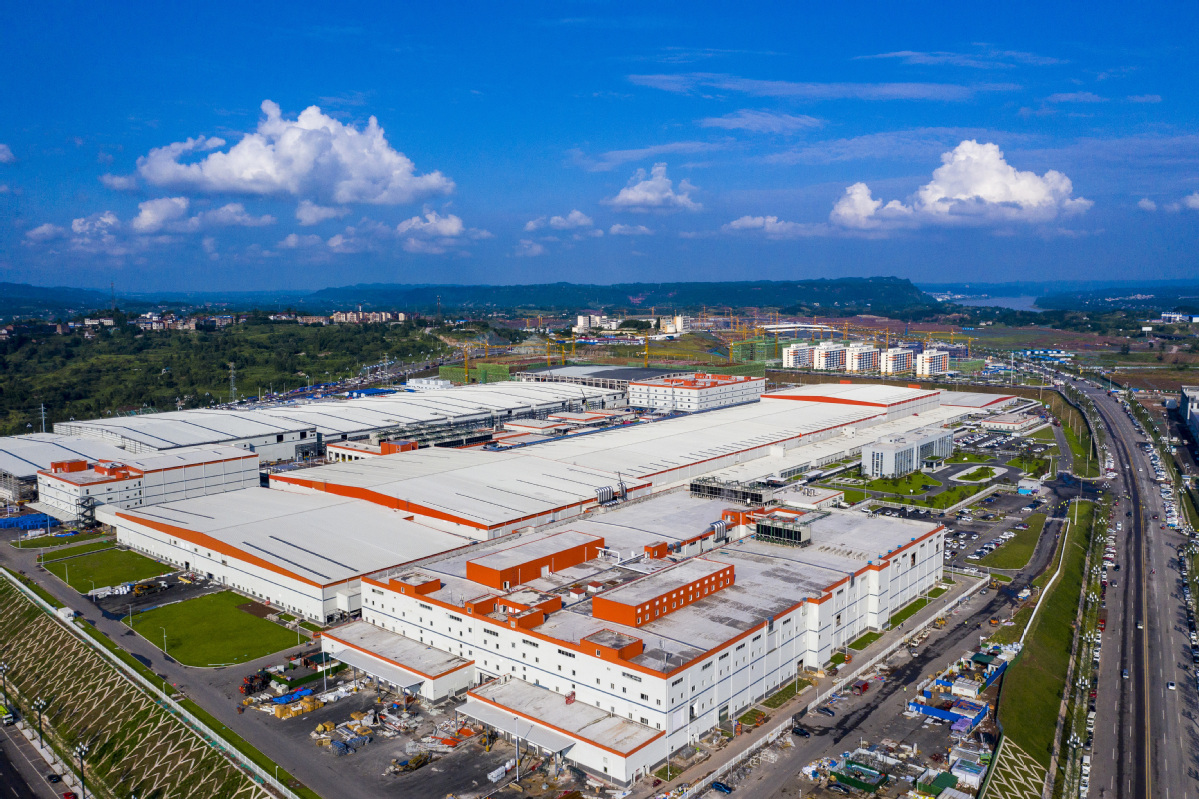 China unveils five-year plan for new-type battery industry