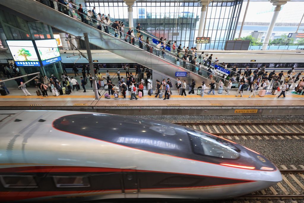 Holiday travel highlights China's transport strength, economic vitality