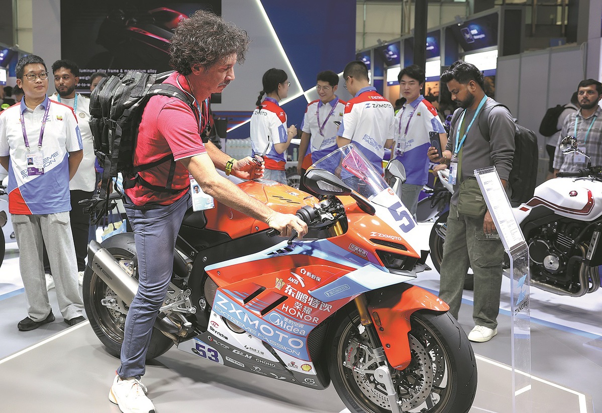 Tech innovations take spotlight at Canton Fair