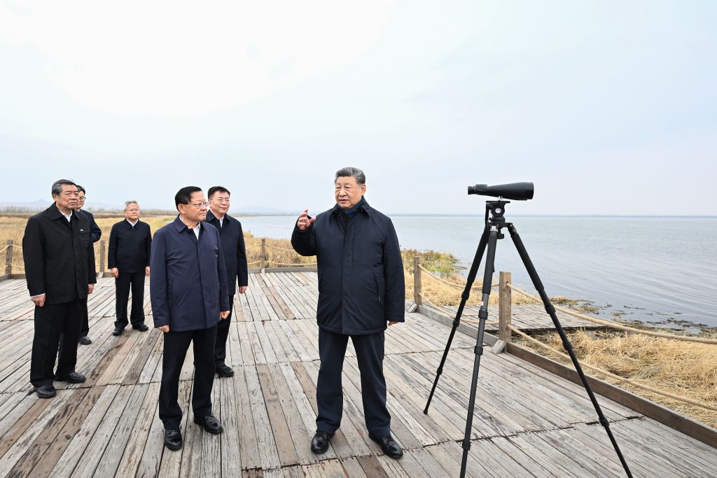 Xi stresses prioritizing ecological conservation, pursuing green development